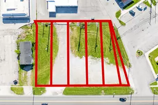 400 S Detroit St, Kenton, OH 43326 - Photo 1