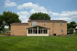 283 Dogwood Dr, Greenville, OH 45331 - Photo 9