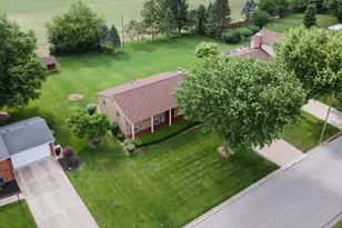 283 Dogwood Dr, Greenville, OH 45331 - Photo 7