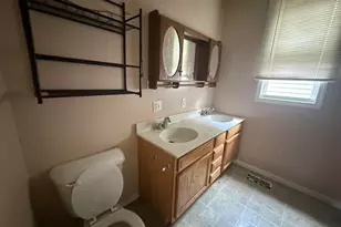 437 N Wayne St, Saint Marys, OH 45885 - Photo 7