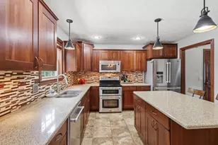 1927 Cider Mill Way, Tipp City, OH 45371 - Photo 9
