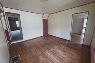 23 N Barron St, Kenton, OH 43326 - Photo 7