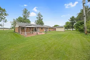 323 E Wapakoneta St, Waynesfield, OH 45896 - Photo 11