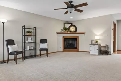 445 Clover Hill Drive, Tipp City, OH 45371 - Photo 7