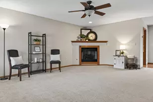 445 Clover Hill Dr, Tipp City, OH 45371 - Photo 7