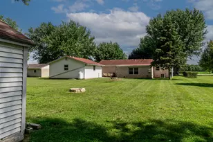 6260 Hartzell Rd, Greenville, OH 45331 - Photo 7
