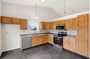 2780 N Barnhill Pl, Xenia, OH 45385 - Photo 11