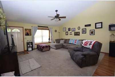 216 E 4th Street, Christiansburg, OH 45389 - Photo 9