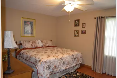 858 Trent Close, Springfield, OH 45503 - Photo 9