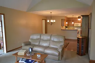 858 Trent Close, Springfield, OH 45503 - Photo 3