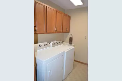858 Trent Close, Springfield, OH 45503 - Photo 17