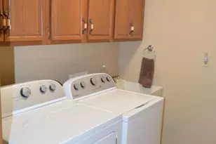 858 Trent Close, Springfield, OH 45503 - Photo 17