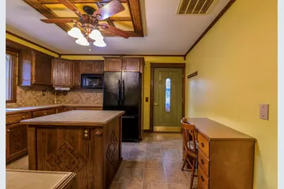 613 W Columbus Avenue, Bellefontaine, OH 43311 - Photo 13