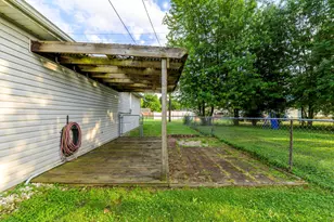 613 W Columbus Ave, Bellefontaine, OH 43311 - Photo 35