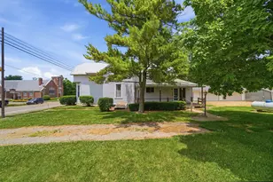 18 N Champaign St, Catawba, OH 43010 - Photo 5
