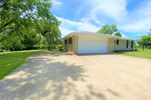 840 Allison Rd, Bellefontaine, OH 43311 - Photo 3