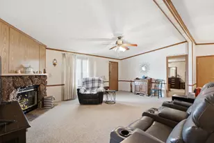 225 Heather Ln, Fairborn, OH 45324 - Photo 5