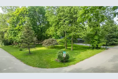 2425 Black Oak Drive, Troy, OH 45373 - Photo 5