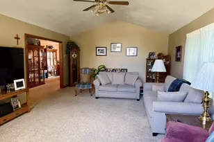 1715 Fenway Ct, Saint Marys, OH 45885 - Photo 7