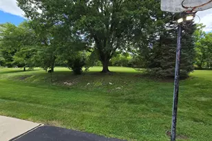 2082 Stowe Dr, Springfield, OH 45505 - Photo 49