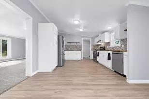 7079 Hancock Dr, Russells Point, OH 43348 - Photo 5