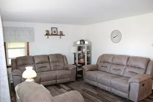 202 W Elroy Ansonia Rd, Ansonia, OH 45303 - Photo 9