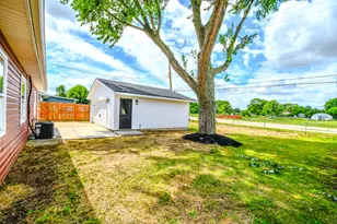 805 Brookfield Dr, New Carlisle, OH 45344 - Photo 25
