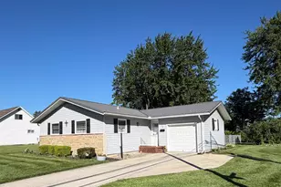 1009 Linden Ave, Saint Marys, OH 45885 - Photo 3