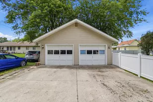 509 E 8th St, Delphos, OH 45833 - Photo 39