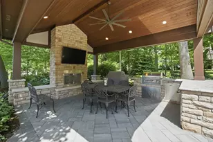 2350 Lostwood Ct, Beavercreek TWP, OH 45385 - Photo 15