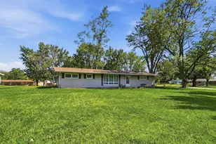 1900 Huntington Dr, Lima, OH 45806 - Photo 3