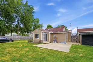 102 Wayne St, Waynesfield, OH 45896 - Photo 25