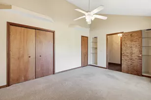 1703 Fox Ridge Dr, Springfield, OH 45503 - Photo 9