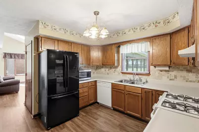 1703 Fox Ridge Drive, Springfield, OH 45503 - Photo 13