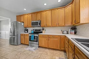 2510 Saybrook Ct, Troy, OH 45373 - Photo 13