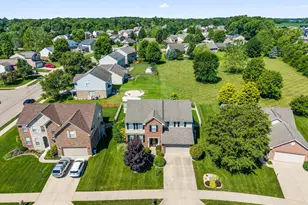 364 Krystal Ellen Dr, Tipp City, OH 45371 - Photo 3