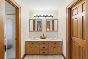 656 Gardenview Cir, Lima, OH 45801 - Photo 21