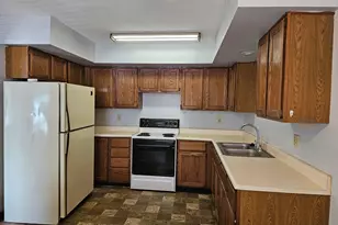 130 N High St, Bradford, OH 45308 - Photo 7