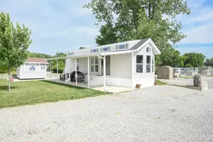11539 Lake Dr, Lakeview, OH 43331 - Photo 17