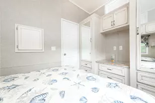 11539 Lake Dr, Lakeview, OH 43331 - Photo 13