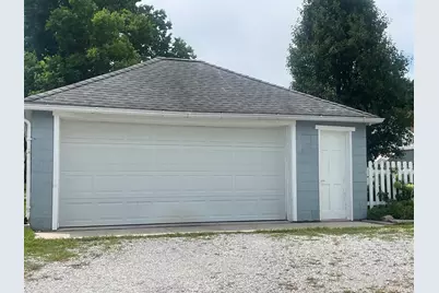 601 W Benton Street, Wapakoneta, OH 45895 - Photo 5