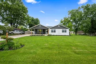 1226 E Troy Urbana Rd, Troy, OH 45373 - Photo 1