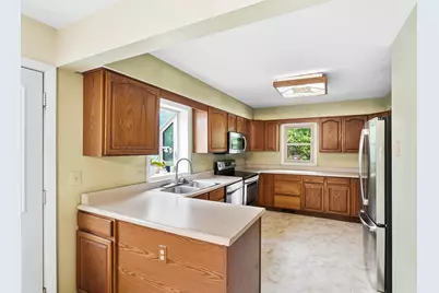 364 Park End Drive, Dayton, OH 45415 - Photo 9