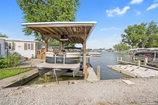 246 S Orchard Island Rd, Russells Point, OH 43348 - Photo 39