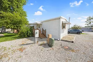 246 S Orchard Island Rd, Russells Point, OH 43348 - Photo 33