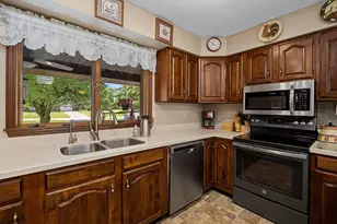 4746 Bolin Ave, Springfield, OH 45502 - Photo 11