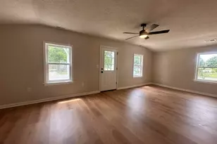 1004 Willard St, Washington Court House, OH 43160 - Photo 3