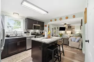 339 Blumen Ln, Dayton, OH 45439 - Photo 9