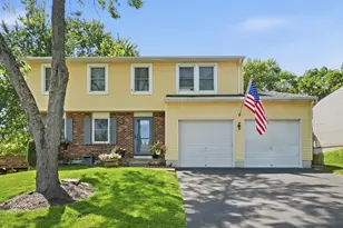 339 Blumen Ln, Dayton, OH 45439 - Photo 3