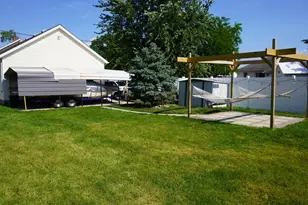 407 Murray St, Wapakoneta, OH 45895 - Photo 27